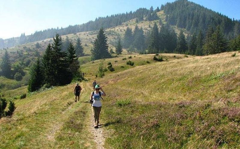 Tragedie în Munţii Apuseni: O turistă din Ungaria a murit în timp ce se afla în drumeţie