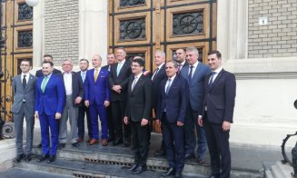 Iohannis la pas spre  UBB Cluj, unde își lansează ultimul volum