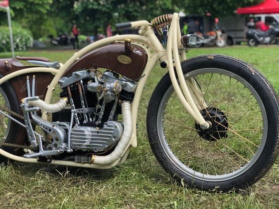 Motocicletă din 1972, personalizată de un clujean, câștigătoare la Campionatul Mondial de la Köln
