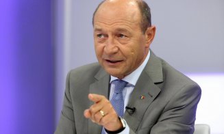 Băsescu, după ce a aşteptat la coadă să voteze: „E un semn bun!”