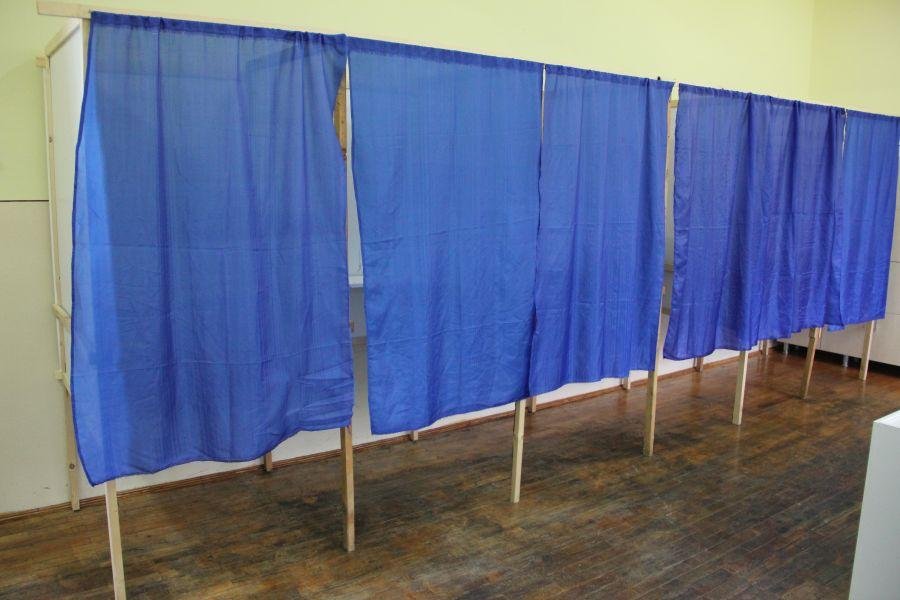 Câţi clujeni au votat până la ora 13. Situația pe județ la REFERENDUM și EUROPARLAMENTARE