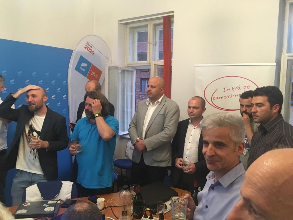 USR - PLUS a câştigat Clujul