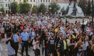 Clujul sărbătorește în stradă condamnarea lui Dragnea