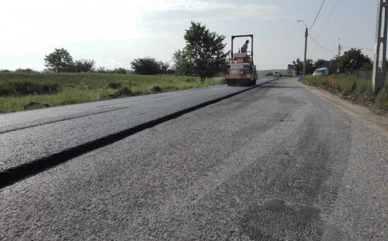 CJ Cluj reziliază contractul cu Kiat pentru modernizarea unui drum județean. "Nu au capacitatea să lucreze"