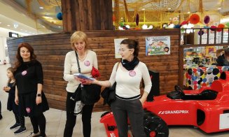 Flashmob inedit pentru mini-biblioteci în spitale: "Dai carte, ai parte de zâmbete"