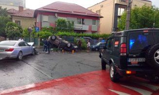 Accident spectaculos la trecerea pe sub Calea Turzii