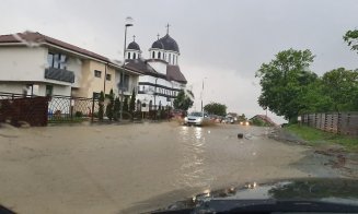 Ploaia face ravagii la Cluj! Viitură într-un sat, drumuri inundate în Făget şi Feleac