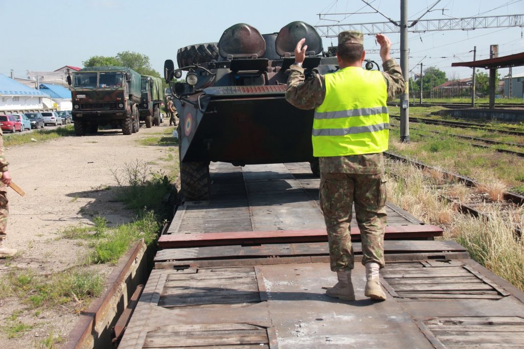 Militarii clujeni au plecat spre exercițiul Saber Guardian. Cum arată convoiul