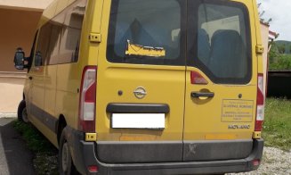 Elevi clujeni în pericol. Șofer de microbuz școlar, prins băut la volan