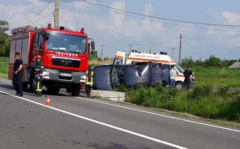 Accident Cluj: Două maşini s-au dat peste cap. A intervenit SMURD