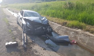 Accident Cluj: Două maşini s-au dat peste cap. Intervine SMURD