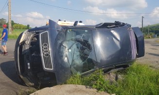 Accident Cluj: Două maşini s-au dat peste cap. Intervine SMURD
