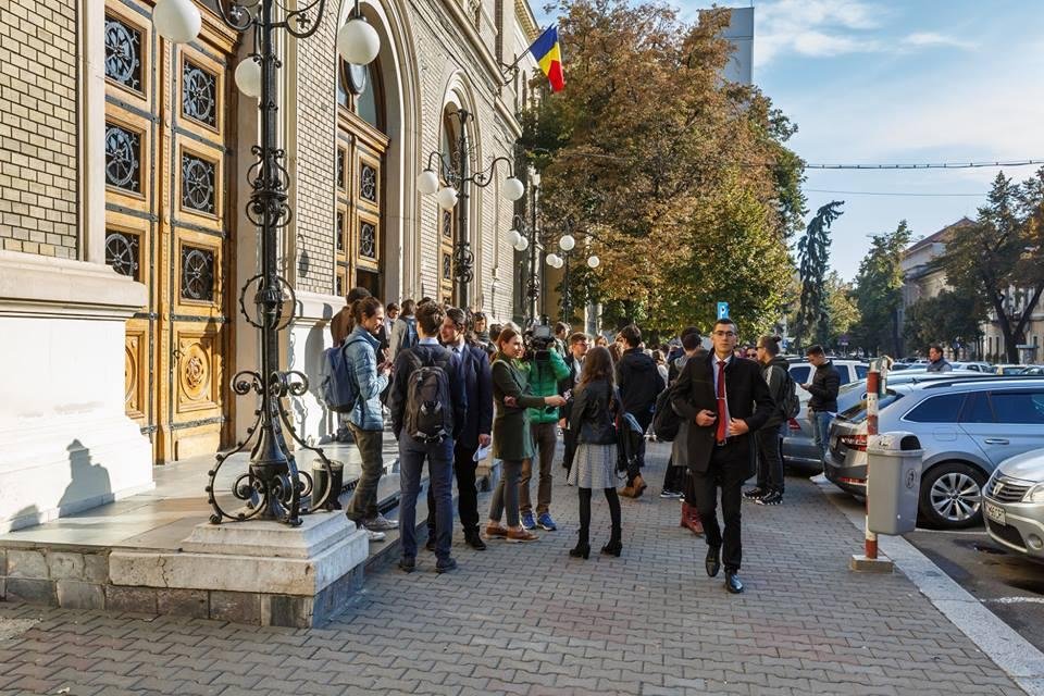 15.000 de "boboci" sunt așteptați la UBB/ Cele mai căutate specializări