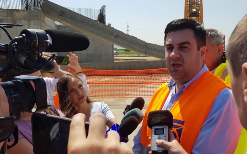 Imagini de pe şantierul celui mai lung lot din Autostrada Sebeş-Turda/ Constructorul, ameninţat cu rezilierea contractului