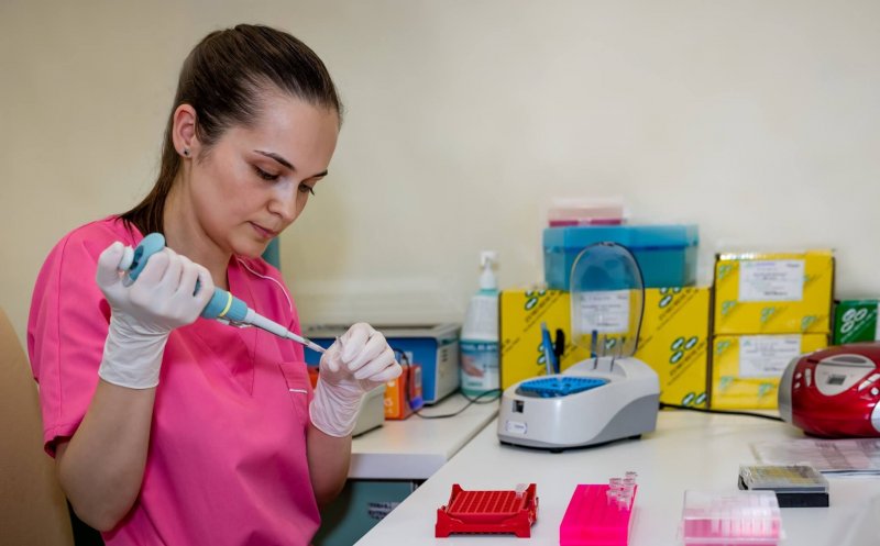 Regina Maria a cumpărat laboratorul Genetic Center Cluj
