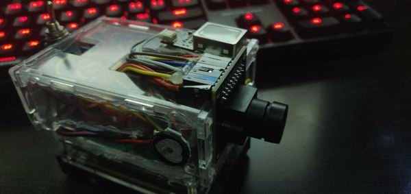 Aparat de acces biometric, inventat de un student din Cluj