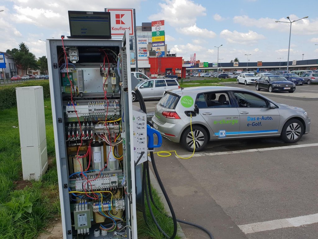 Axă de încărcare pentru mașinile electrice Oradea – Cluj – București