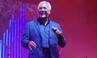 Tom Jones, o voce fără vârstă. A făcut show în faţa a peste 5.000 de clujeni