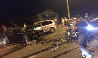 Accident cu trei maşini pe Podul IRA. Şoferul vinovat a fugit, un rănit