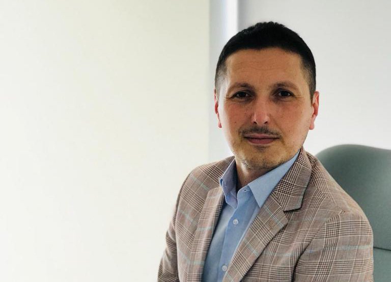 “Corporațiile și firmele mici din IT sunt în interdependență”