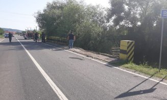 A căzut cu maşina în apă / Nu avea permis
