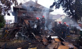 Incendiu la o casă de pe Plevnei