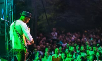 Mii de persoane la Marcus Miller, cel mai mare concert de jazz din istoria Clujului  / Programul Jazz in the Park de vineri