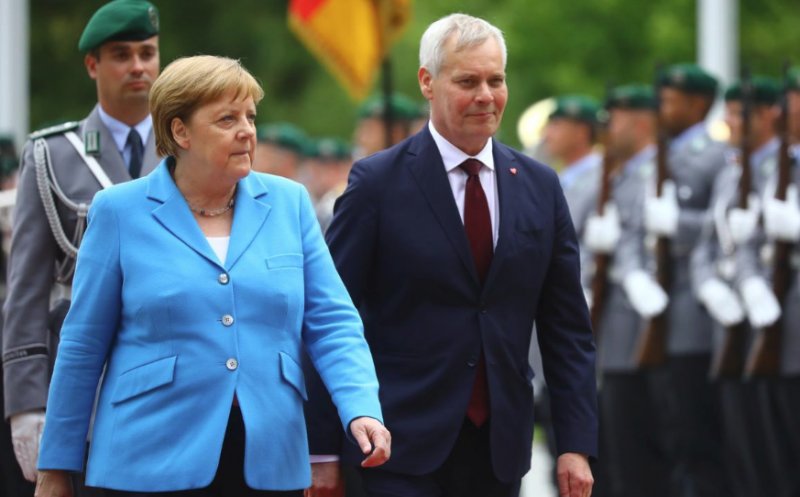 Angela Merkel, a treia criză de tremor în nici o lună