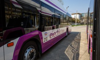 Autobuze electrice, aer condiționat... Cu ce s-a circulat în Cluj în ultimii 100 de ani - GALERIE FOTO