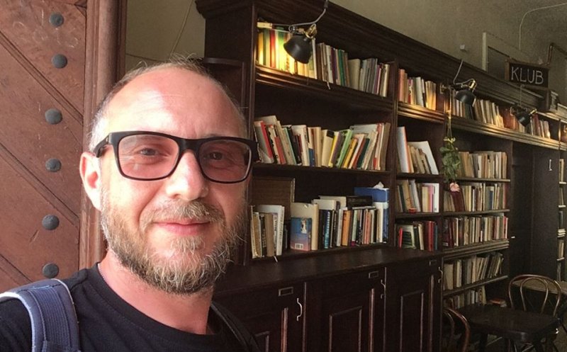 Directorul FICT, bătut de un taximetrist în faţa porţii: "Este efectiv incredibil ce mi s-a întâmplat, în mijlocul Clujului"