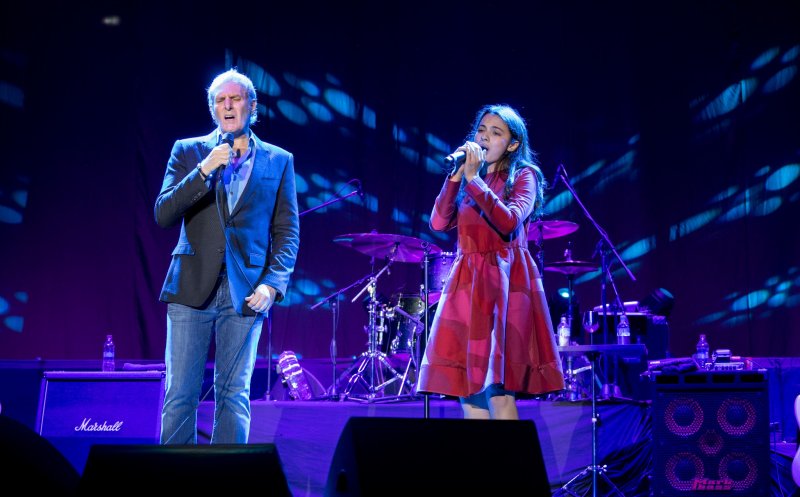 Michael Bolton, concert extraordinar la Cluj. A urcat pe scenă şi Laura Bretan