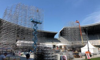Scena Untold 2019 prinde contur: 1.000 de mp de ecran led, 30 de camioane de decoruri