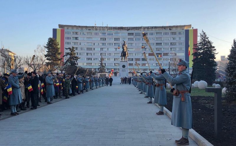 Ziua Imnului Naţional, sărbătorită în Piaţa Mihai Viteazul