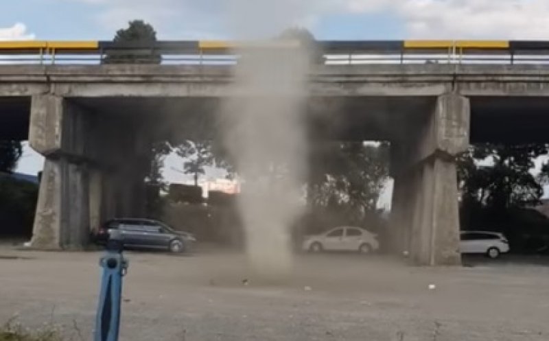 Tornadă în formare, surprinsă în zona Gării din Cluj