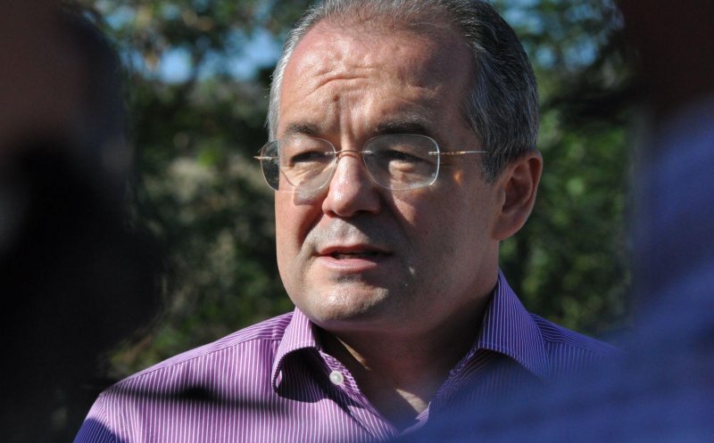 Nimeni din USR nu se înghesuie să dea piept cu Boc în alegeri. Vor doar să îi "fure" Consiliul Local