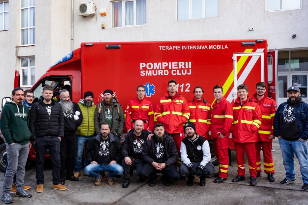 Beard Brothers a strâns banii pentru a doua ambulanță SMURD