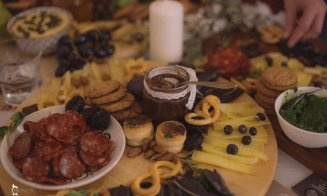 Catering cu produse locale/ O tânără revoluţionează mâncarea pentru ocazii speciale cu tarte, pateuri şi brânzeturi à la Cluj
