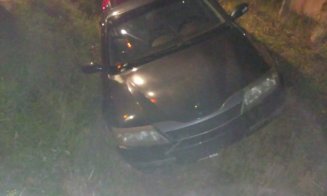 Au ieşit cu maşina de pe drum. O femeie, rănită