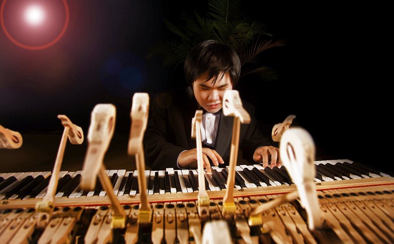 Japonezul nevăzător care a uimit lumea concertează la Cluj