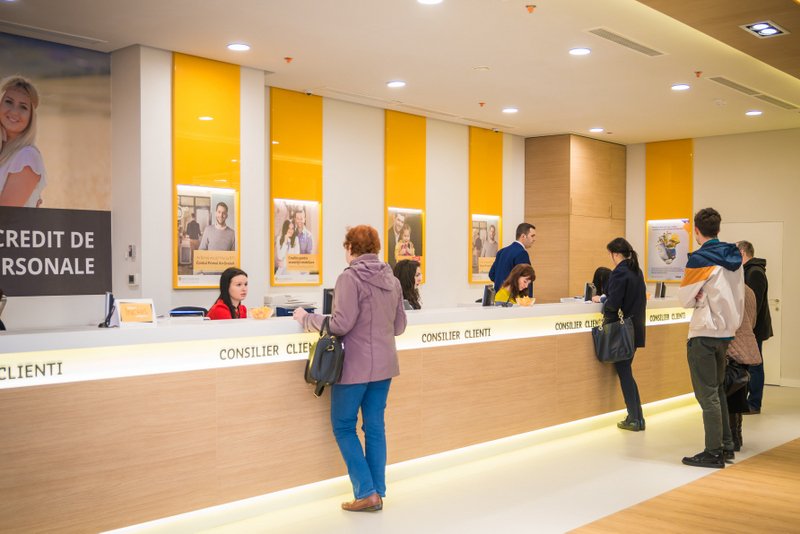 Investiția medie a unui român în Banca Transilvania: 16.000 de euro