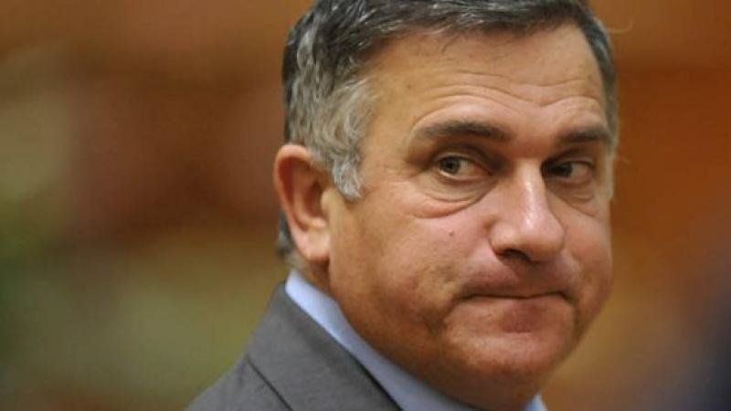 Funar candidează din nou la prezidenţiale: "Trăim în grădina Maicii Domnului, cu zăcăminte de 10.000 de miliarde de euro"