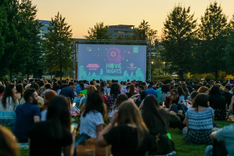 Vineri, cinefilii au parte de  „Breaking News", în Iulius Parc