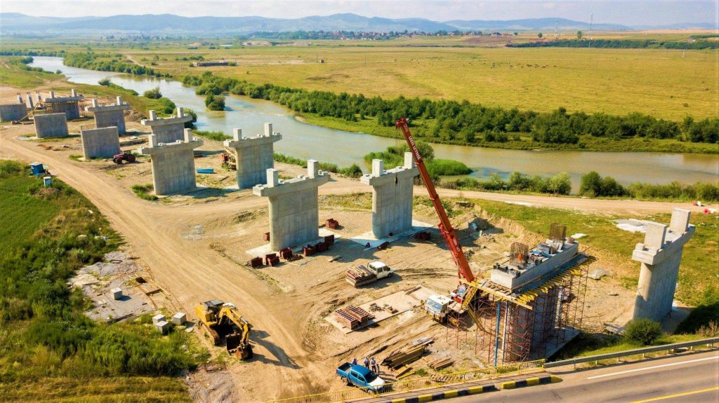 Autostrada Transilvania va avea un kilometru în plus. Cât s-a construit din cei 416 kilometri
