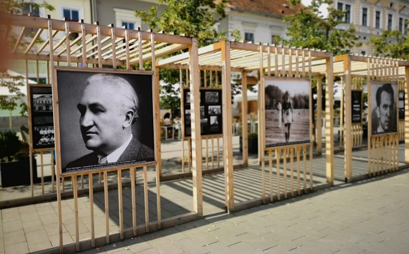 Expoziția "U100" din centrul Clujului, vandalizată