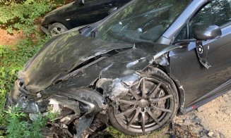 Accidentul din Făget. Două persoane la urgență, după ce inițial au refuzat transportul la spital