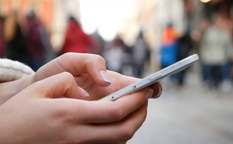 Clujenii, chemați să ia parte la construirea unei hărți magnetice a României. E nevoie doar de un telefon smart