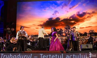 Concert în aer liber, la deschiderea stagiunii Operei din Cluj. Mii de spectatori, prezenţi "La Operă"