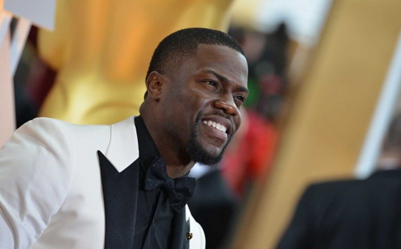 Îndrăgitul actor Kevin Hart, grav rănit într-un accident de maşină