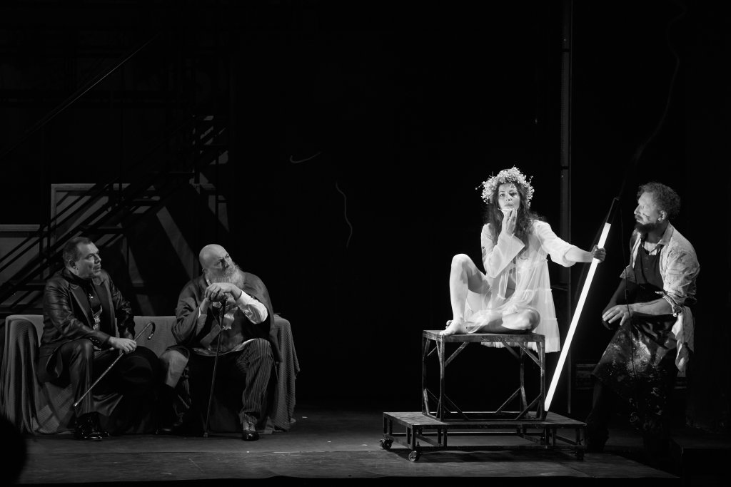 Teatrul Maghiar din Cluj deschide stagiunea cu un spectacol montat de un regizor din Budapesta și anunță 6 premiere