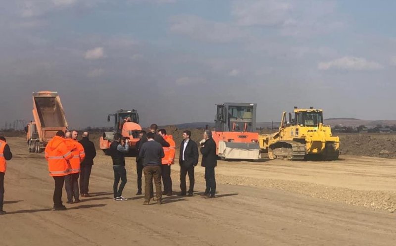 Cuc vrea să stea două zile pe săptămână pe şantierul Autostrăzii Sebeş – Turda. "Când vin, parcă se energizează şantierul"
